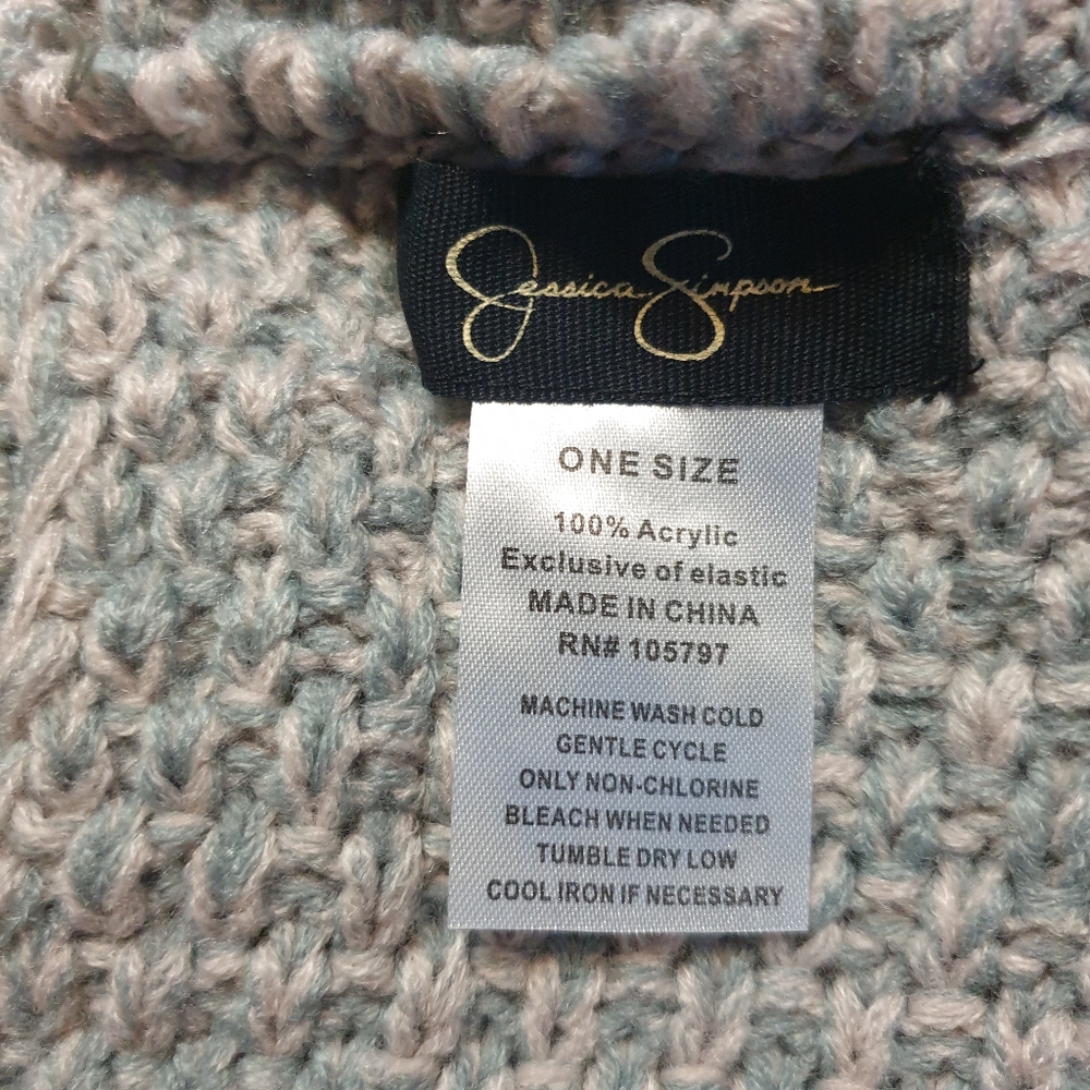Jessica Simpson Matching Grey & Pink Knit Infinity Scarf & Beanie Set Sz OS - Picture 13 of 15